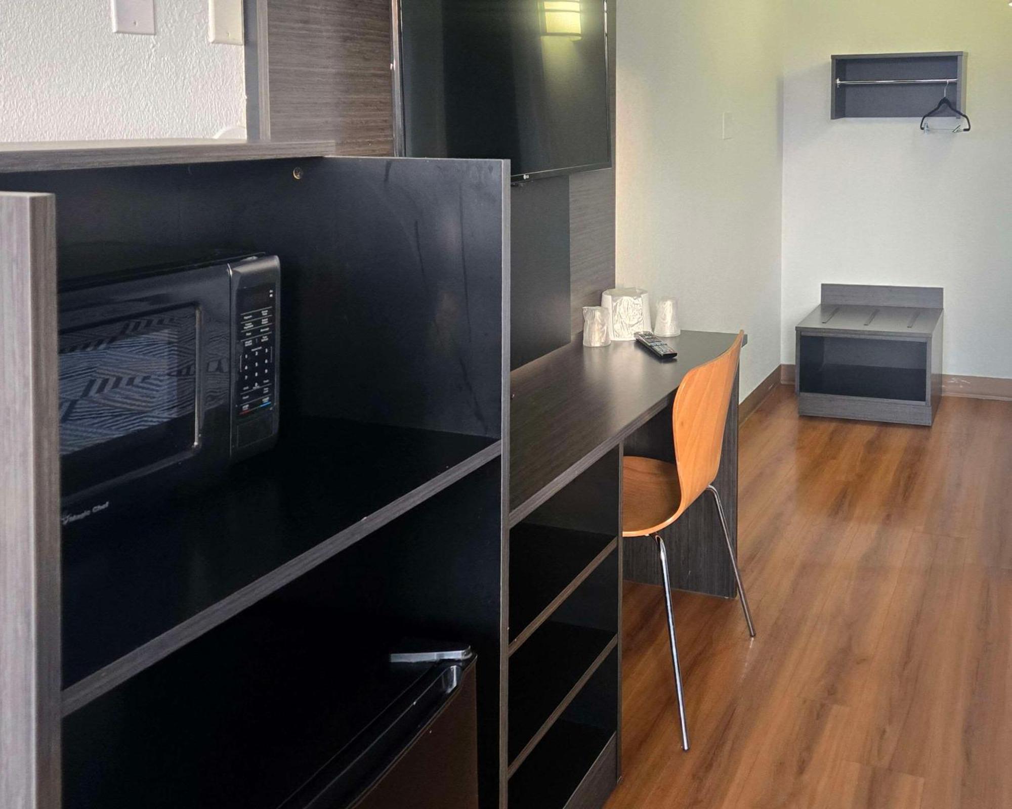 Park Inn By Radisson, เทรซี ภายนอก รูปภาพ